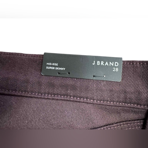 J Brand NWT Mid-Rise Super Skinny Jeans Dark Plum Size 28 - Picture 10 of 13